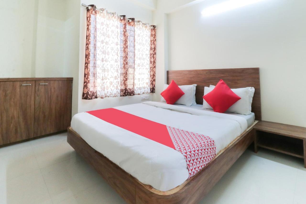 Oyo 63903 Hotel Shree Ram Villa Dwārka Extérieur photo