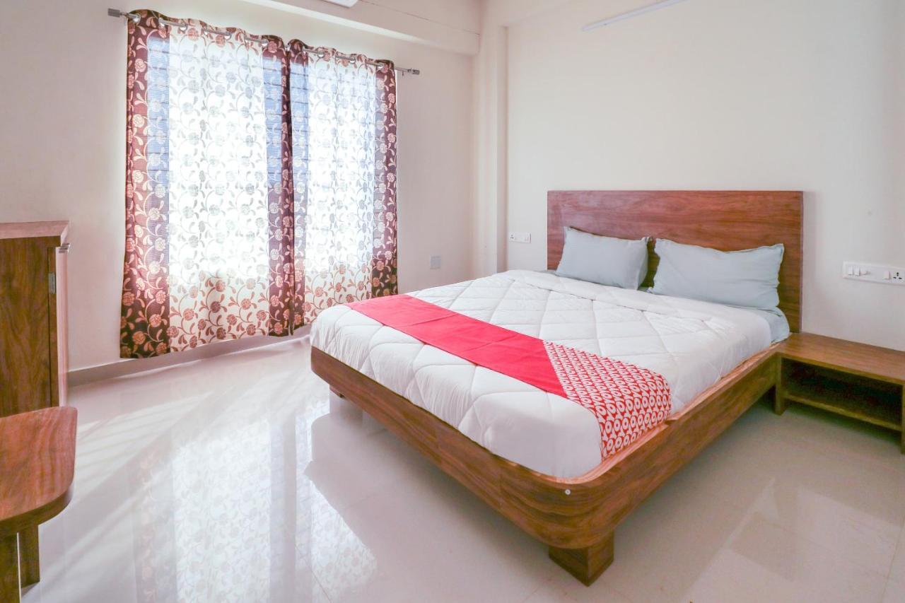 Oyo 63903 Hotel Shree Ram Villa Dwārka Extérieur photo