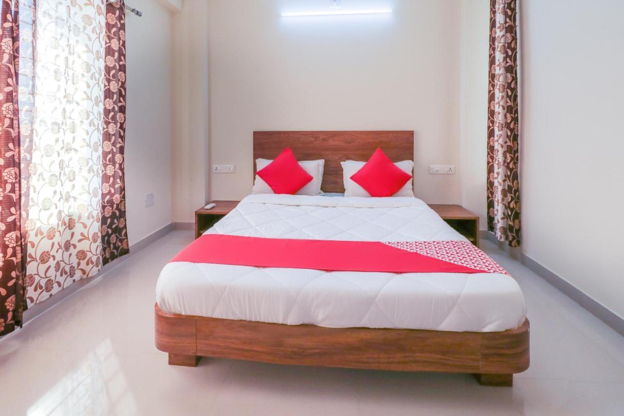 Oyo 63903 Hotel Shree Ram Villa Dwārka Chambre photo