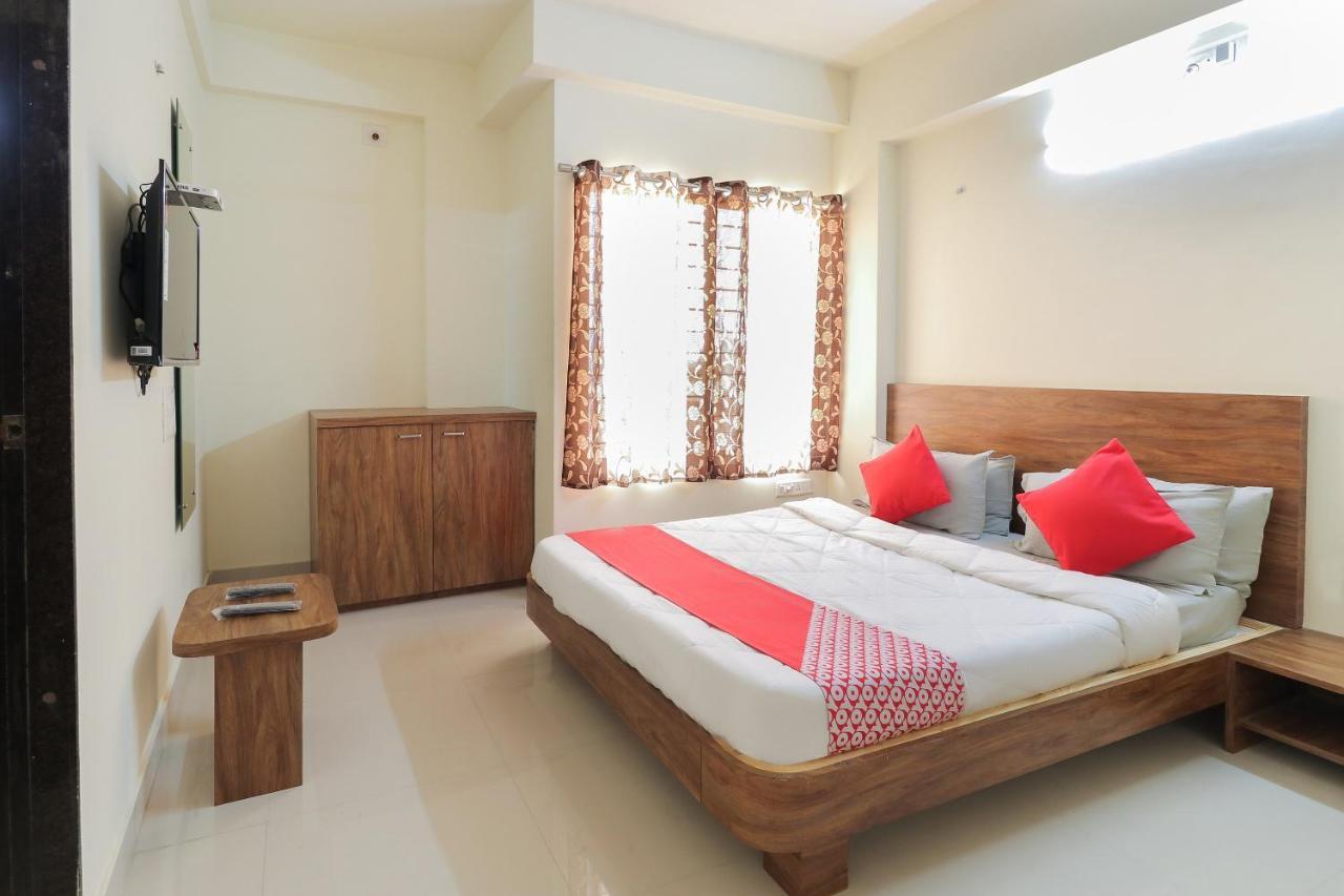 Oyo 63903 Hotel Shree Ram Villa Dwārka Extérieur photo